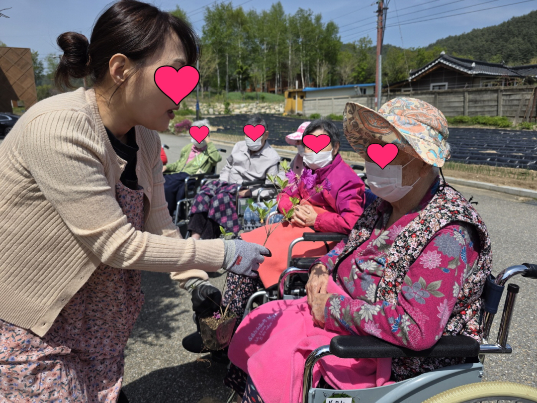 [꾸미기]KakaoTalk_20250515_112101676_04.jpg