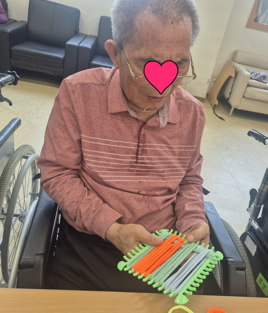 [꾸미기]KakaoTalk_20250520_155047588_16.jpg