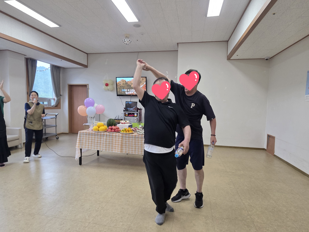 7월생신스티커.jpg