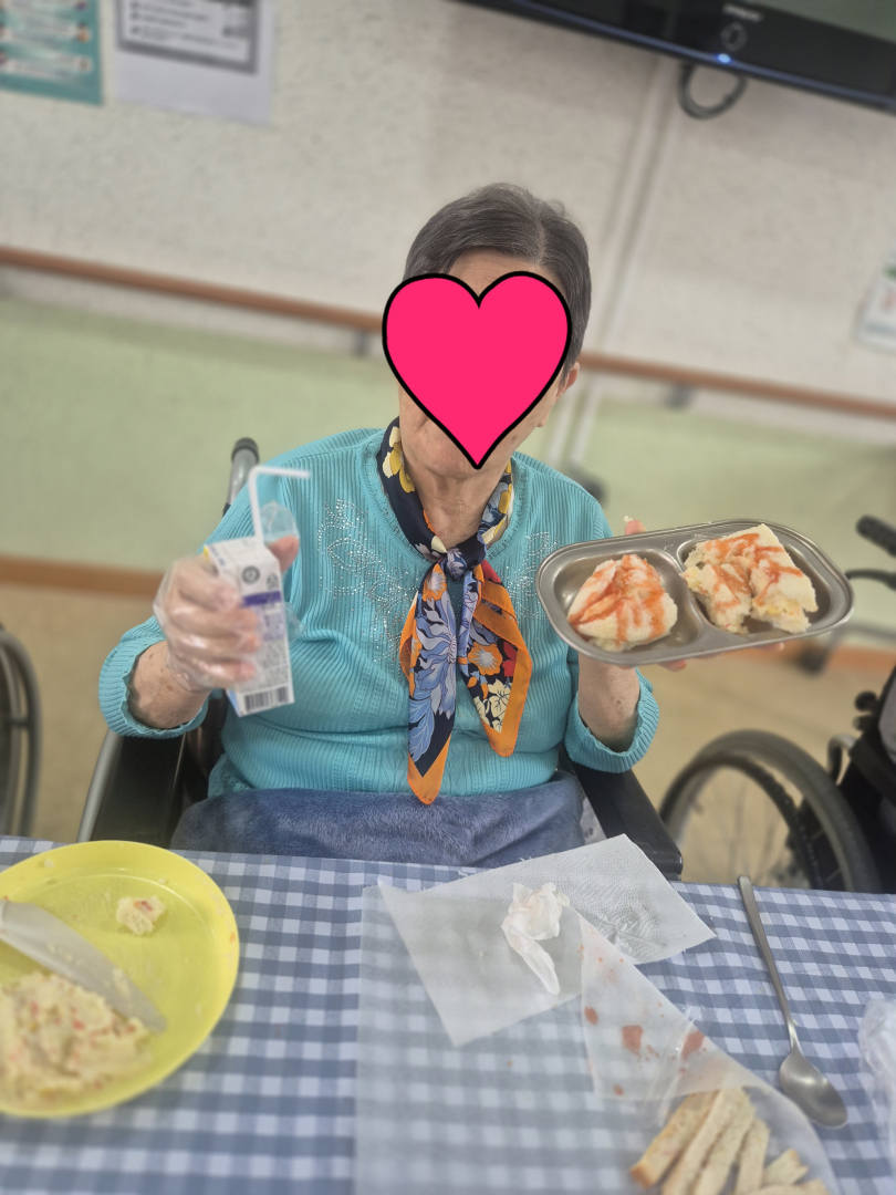 [꾸미기]KakaoTalk_20260409_152943788_08.jpg